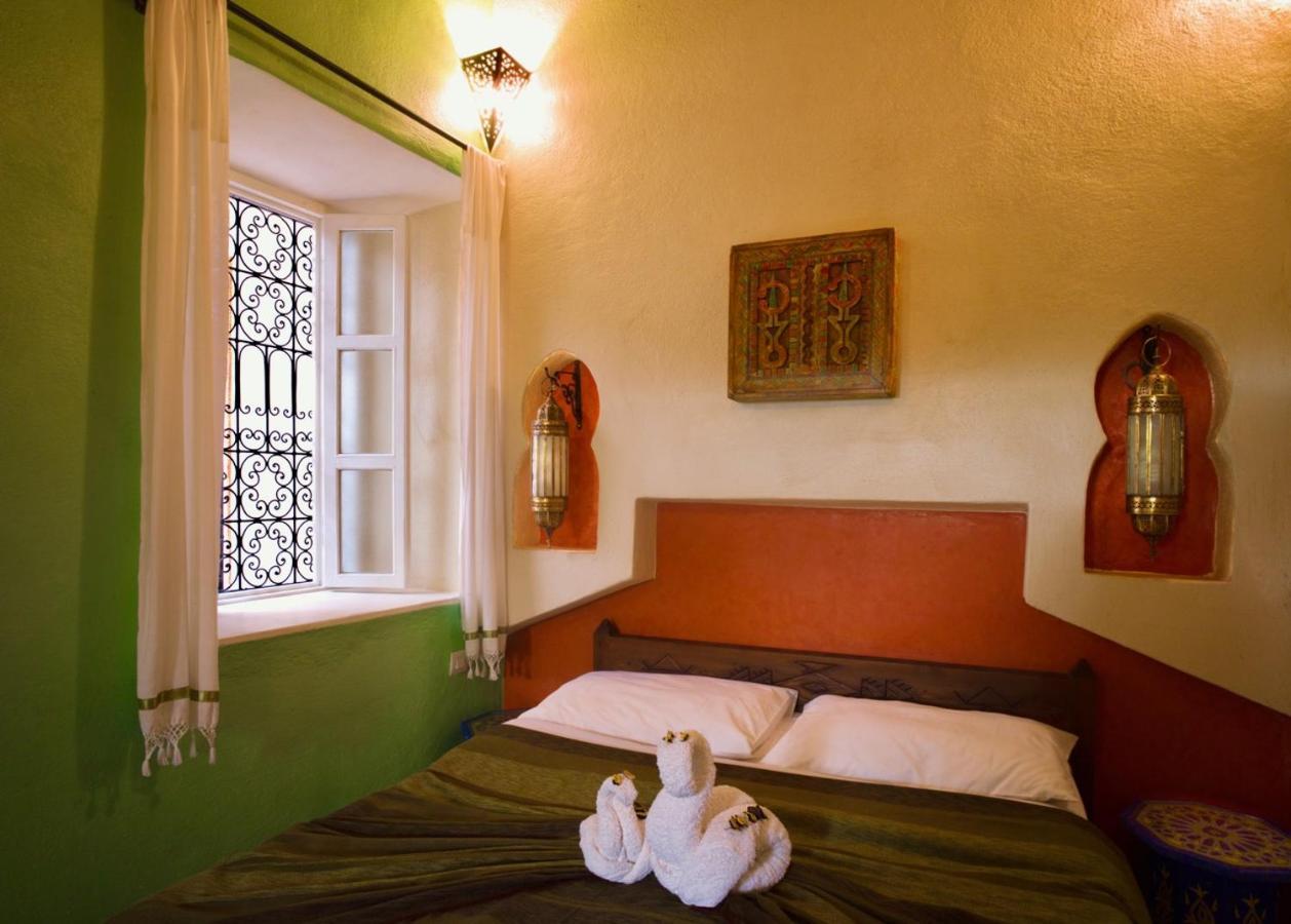 Hotel Riad Laylati As-Suwajra Zewnętrze zdjęcie