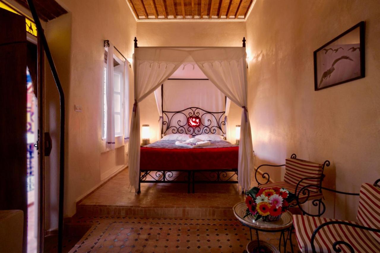 Hotel Riad Laylati As-Suwajra Zewnętrze zdjęcie