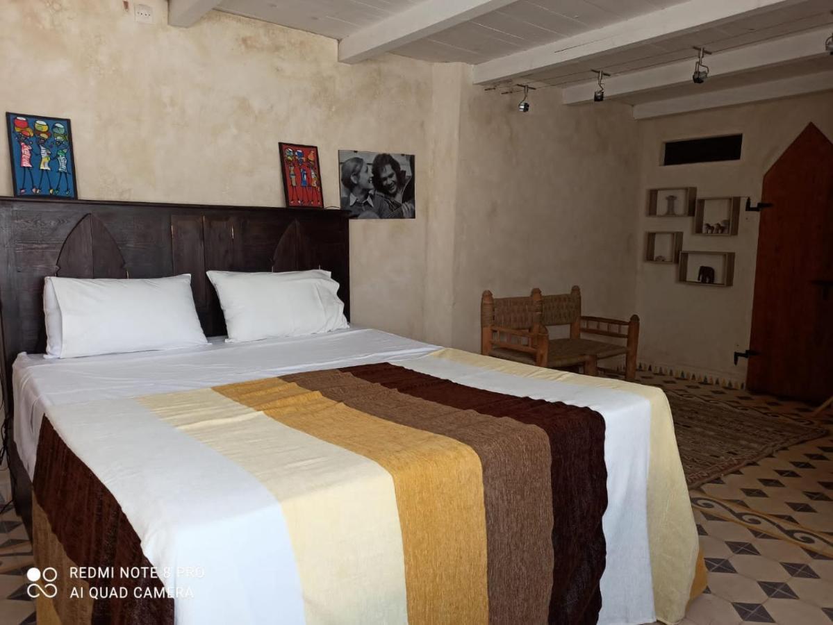 Hotel Riad Laylati As-Suwajra Zewnętrze zdjęcie