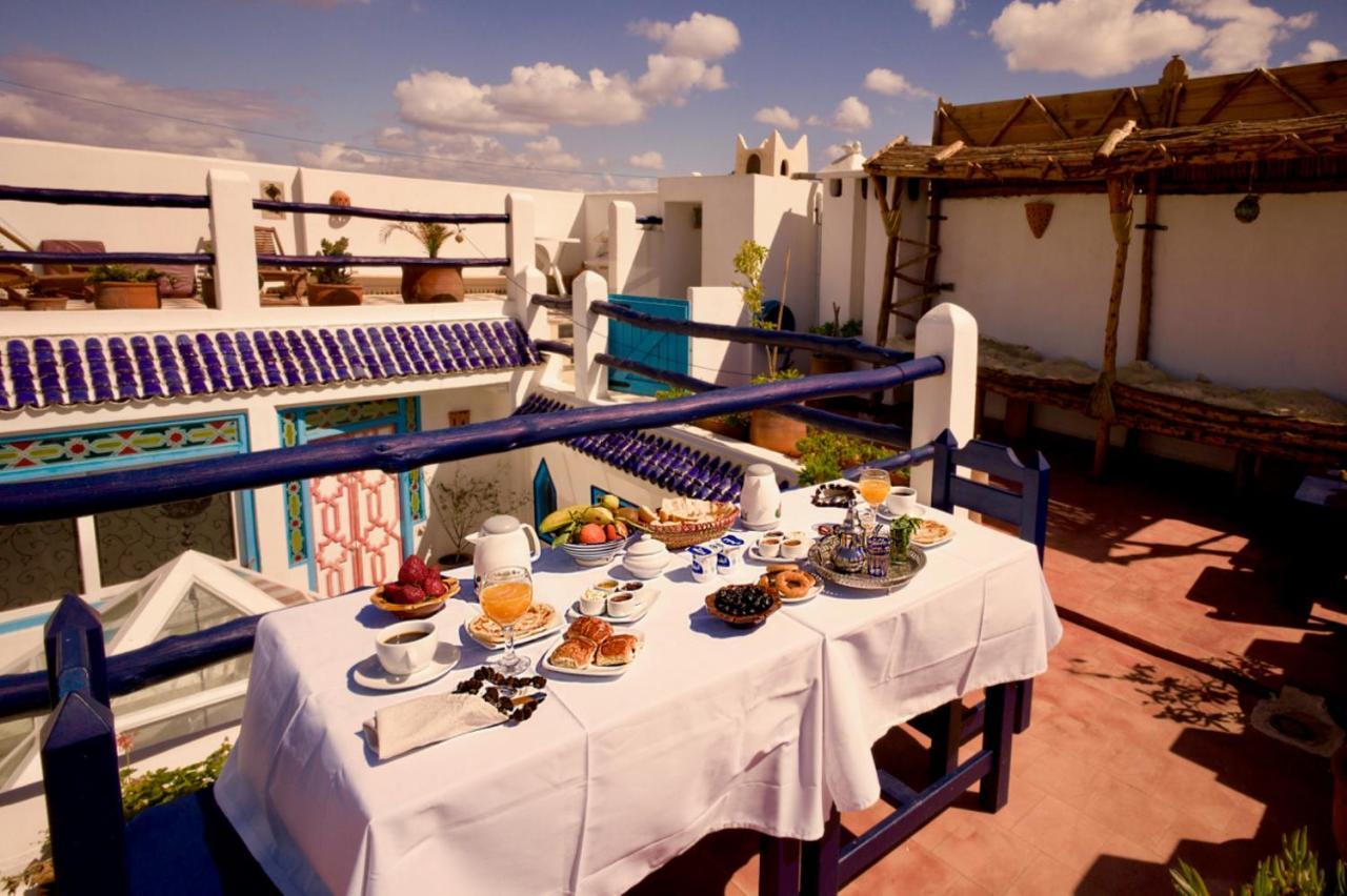 Hotel Riad Laylati As-Suwajra Zewnętrze zdjęcie